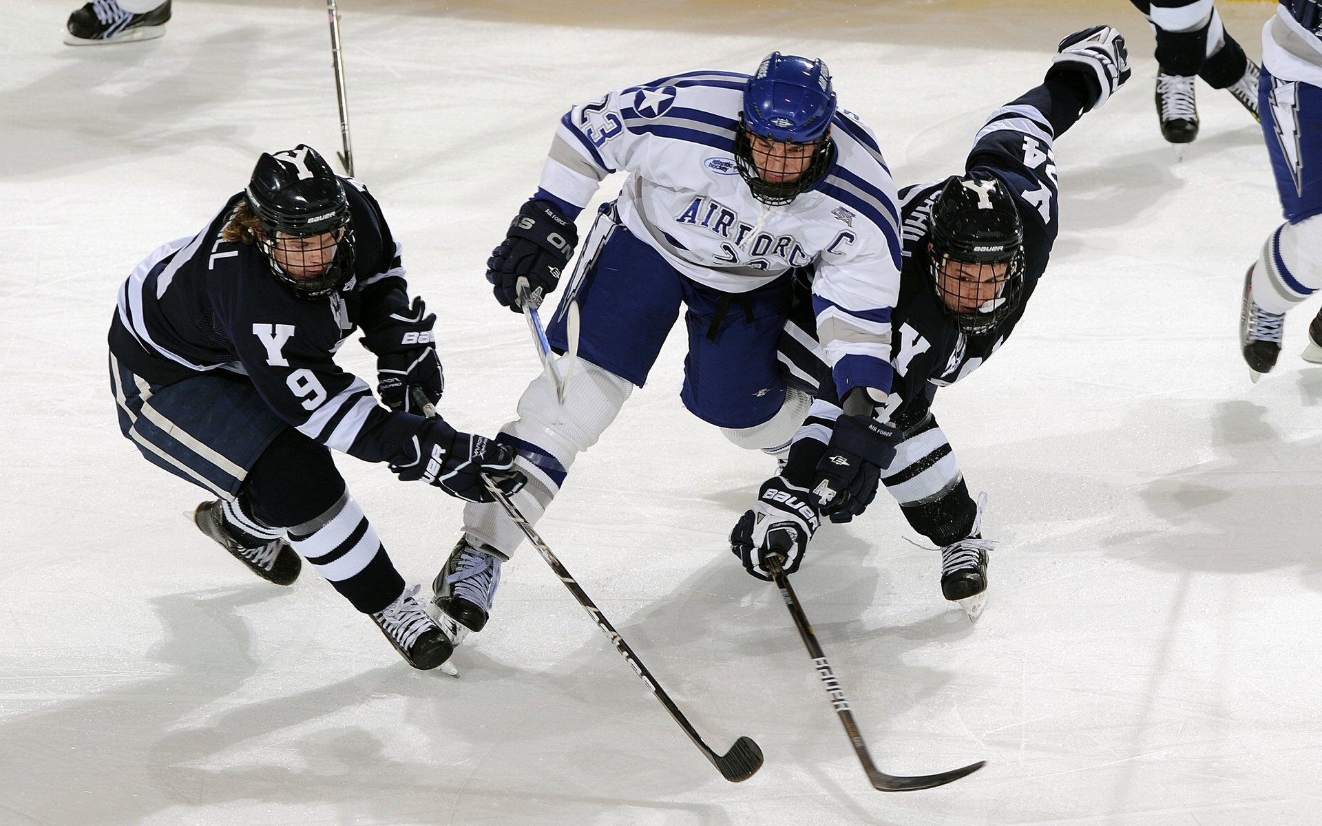 爱游互娱游戏官网-_都市超级马拉松：在摩天大楼之间奔跑_，超级马拉松比赛